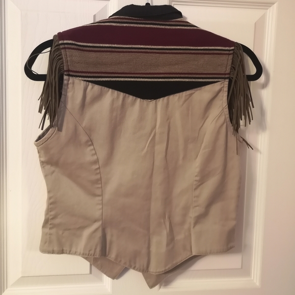 Western ladies vest - Picture 2 of 4